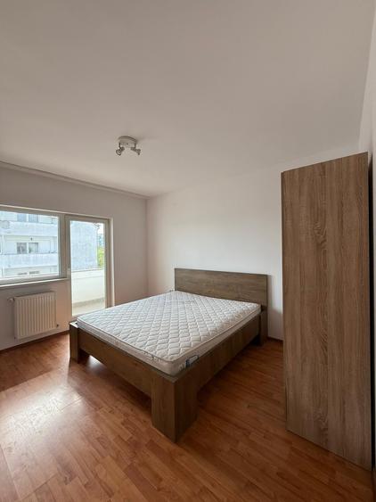 Apartament cu 2 camere decomandat în Zorilor