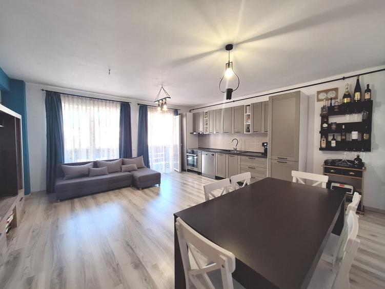 Apartament cu 2 camere semidecomandat, mobilat în Florești — fotografia 2