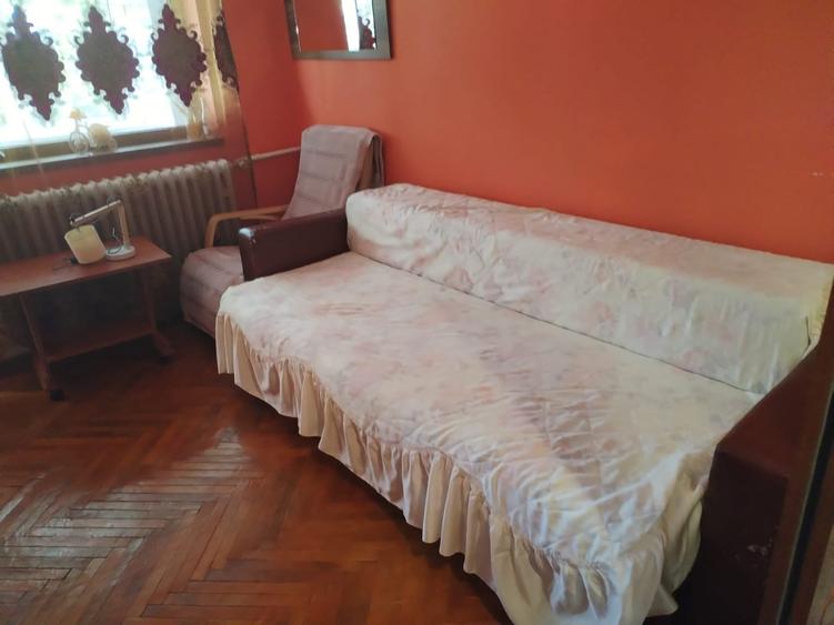 Apartament cu 4 camere, mobilat în Tomis III