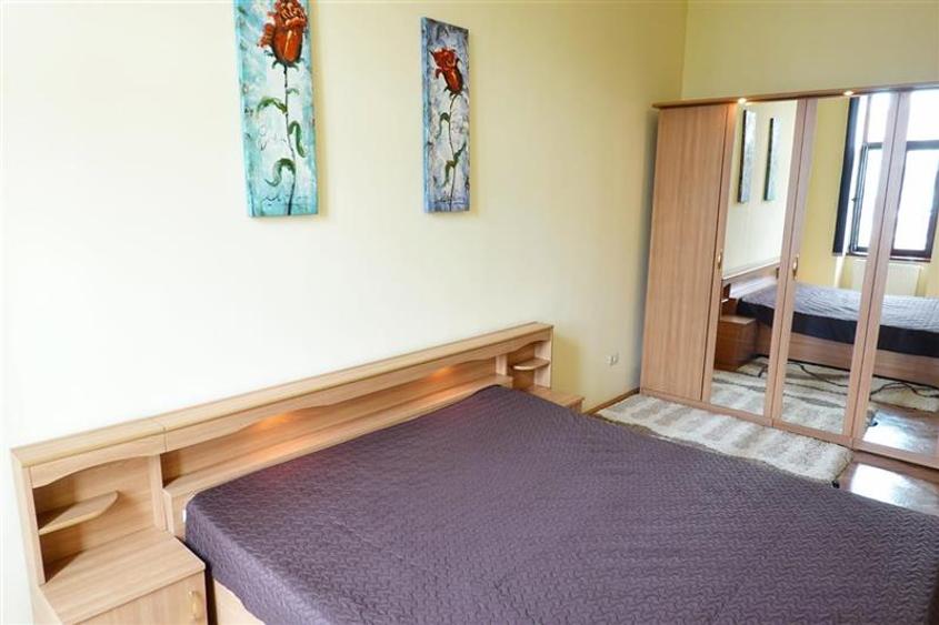 Apartament cu 2 camere decomandat în Ultracentral