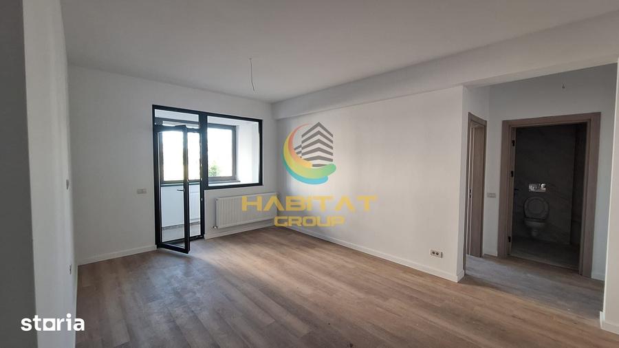 Apartament cu 3 camere semidecomandat în Berceni