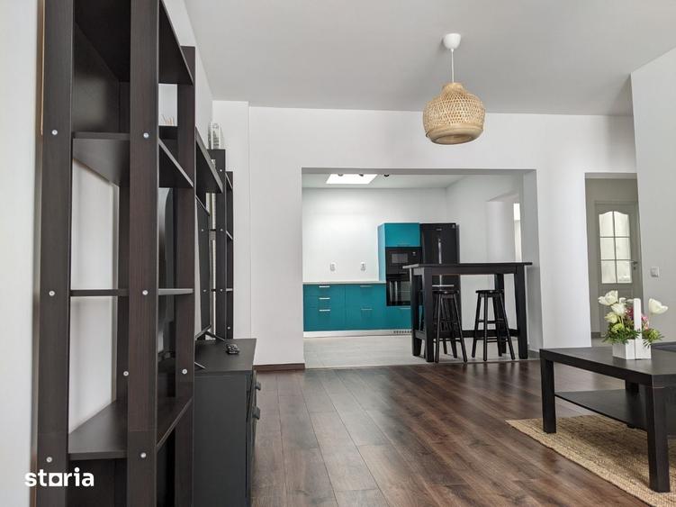 Apartament cu 3 camere decomandat în Dârste