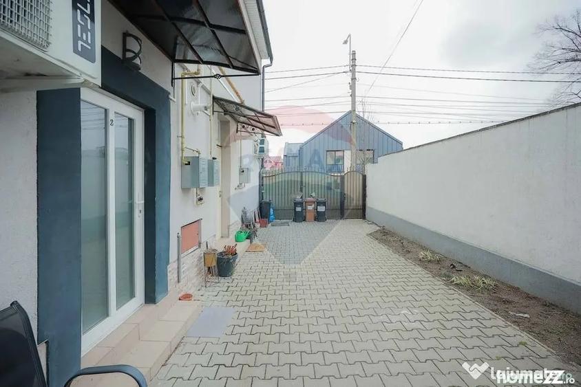 Apartament cu 3 camere decomandat în Spitalul Județean