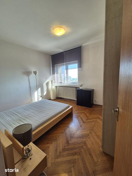 Apartament cu 3 camere decomandat în Iancului
