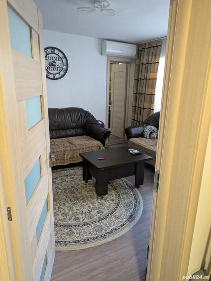 Apartament cu 3 camere semidecomandat în Central