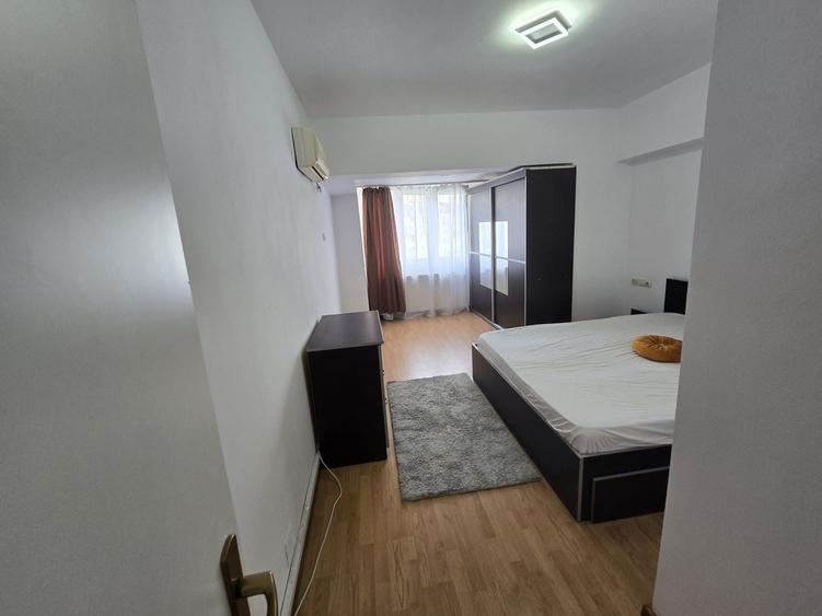 Bd. Unirii | Duplex 4 camere | 120 mp | Terasă | Etaj 6+7 | 1.000 € - 4
