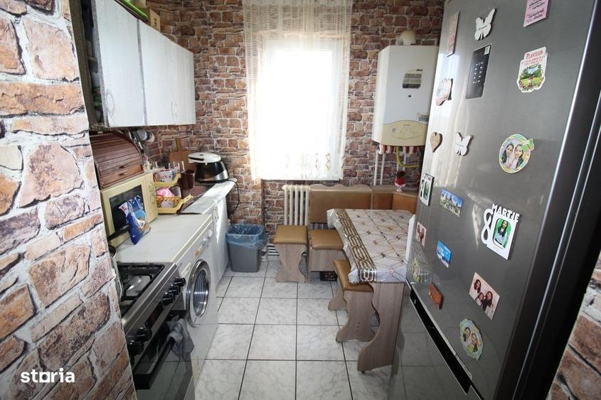 Vand apartament 4 camere in Hunedoara, M7-Trandafirilor, parter inalt - 4