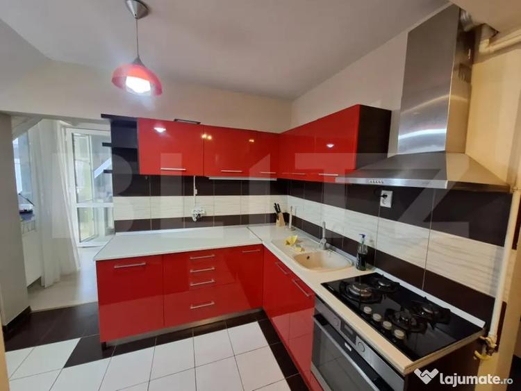 Apartament cu 3 camere semidecomandat în Micro 16