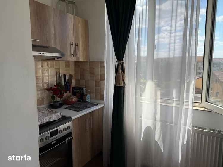 Apartament cu 2 camere decomandat în Lotus
