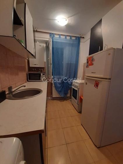 Proprietar, vând apartament cu 2 camere Tomis Nord