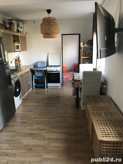 Casă cu 3 camere cu Teren 270 Mp în Andronache