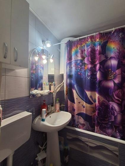 Apartament cu 2 camere decomandat în Molid