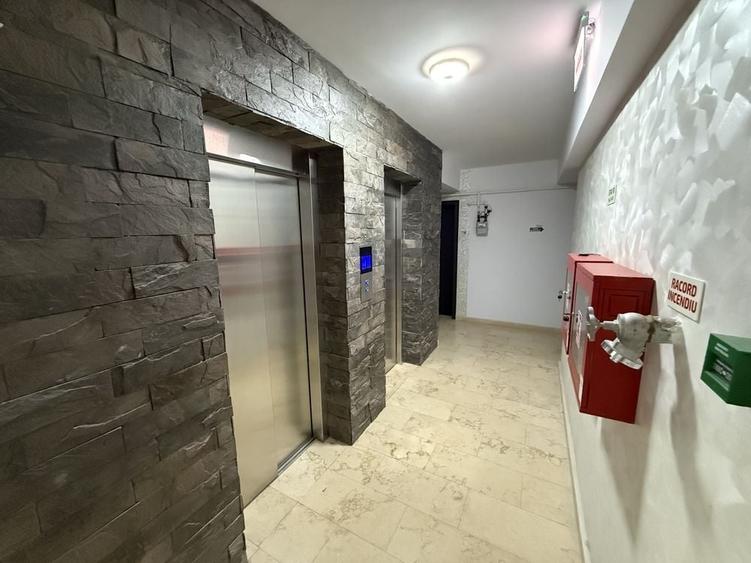 Apartament cu 2 camere decomandat în Dancu