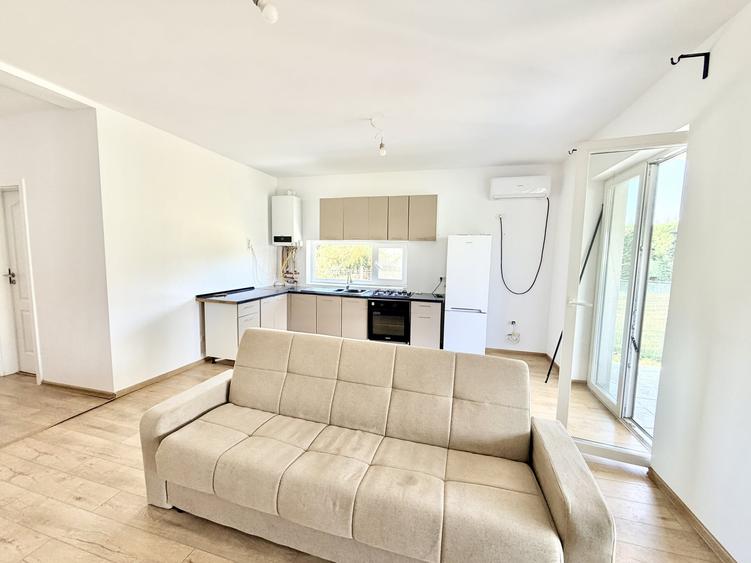 Duplex cu 4 camere cu Canalizare în Moșnița Nouă