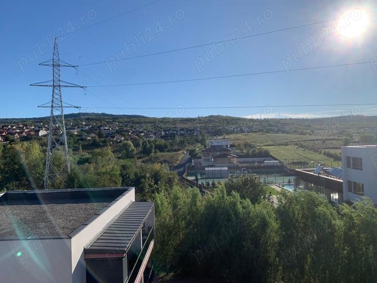 Apartament cu 2 camere semidecomandat în Borhanci