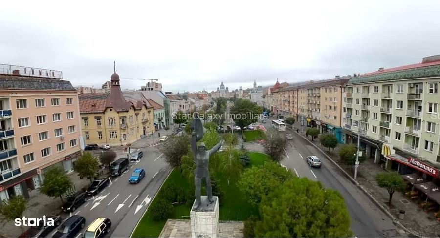 Inchiriez spatiu comercial ultracentral cu vitrina stradala