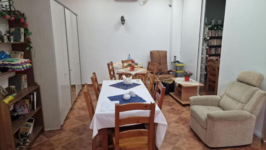 Casă cu 14 camere cu Canalizare în Moieciu de Jos