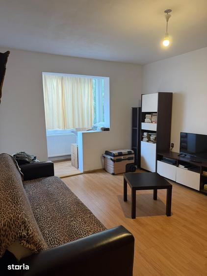 Apartament cu 2 camere semidecomandat în Dârste