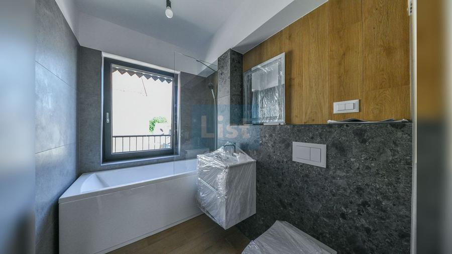 Apartament cu 2 camere decomandat în Brașovul Vechi