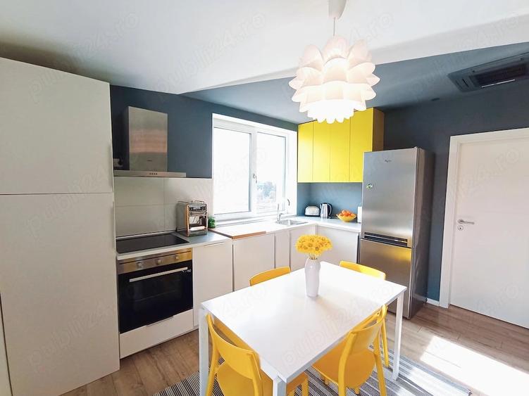 Apartament cu 3 camere decomandat, mobilat în Crișan