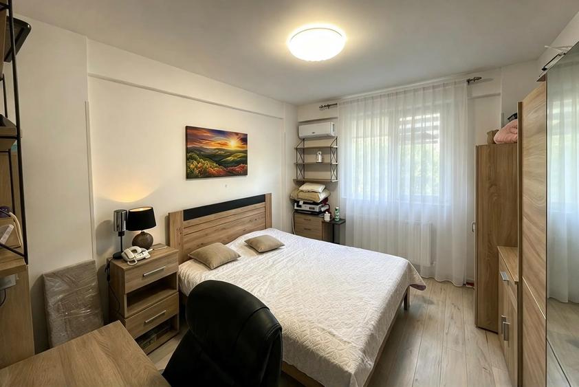Apartament cu 3 camere decomandat în Prelungirea Ghencea