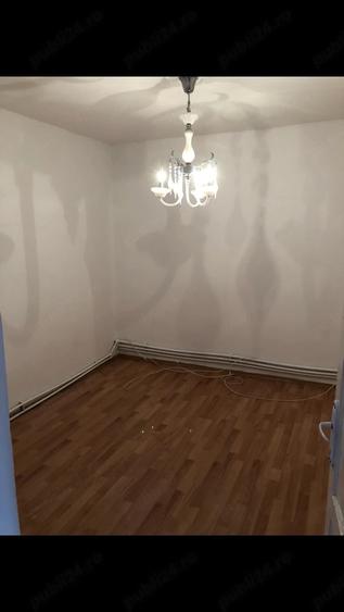Casă cu 3 camere cu Teren 200 Mp în Rahova