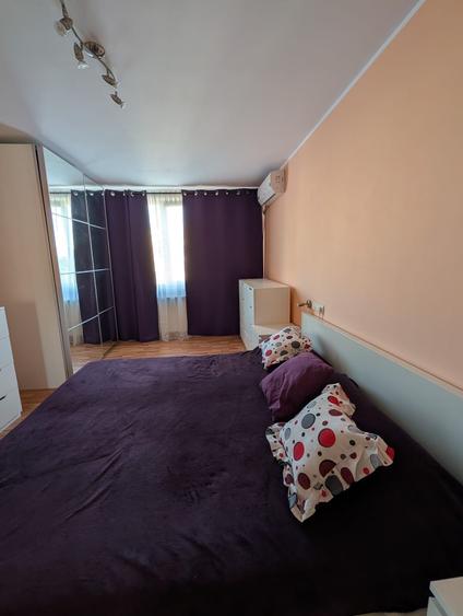 Apartament cu 3 camere decomandat în Central