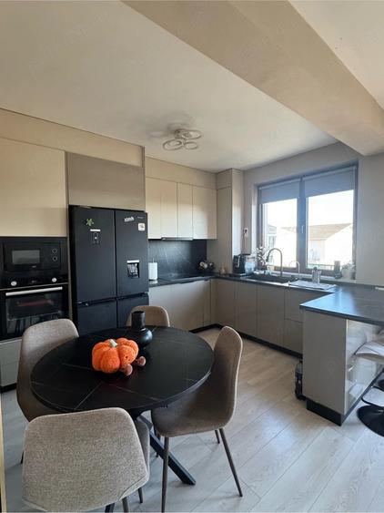 Apartament cu 2 camere decomandat în Giroc