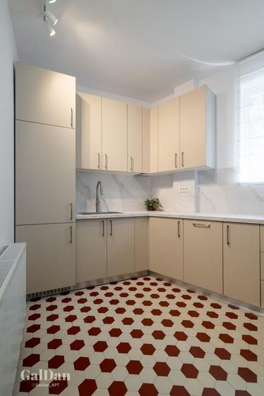 Apartament cu 4 camere, mobilat în Universitate