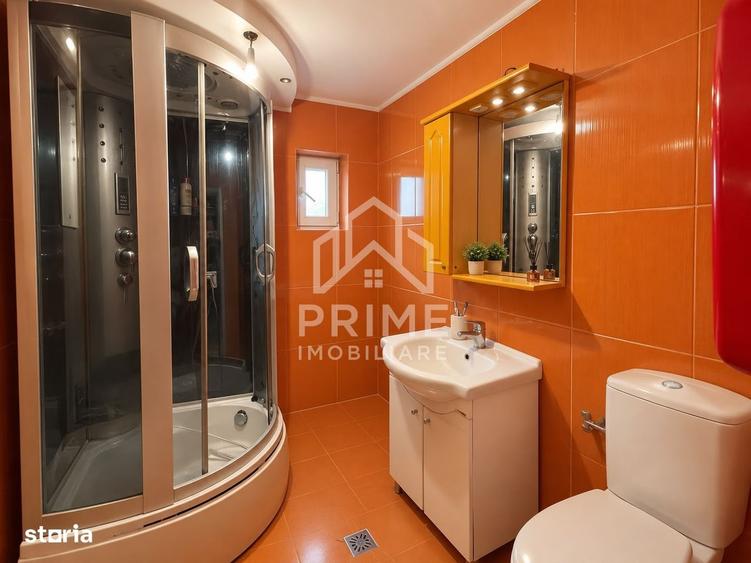Apartament cu 3 camere decomandat în Ampoi 3