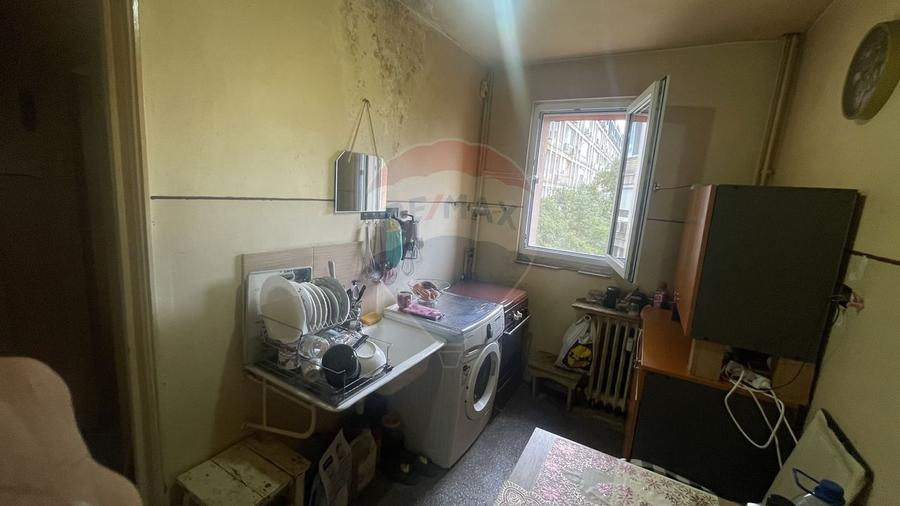 Apartament cu 2 camere decomandat, mobilat în Progresul