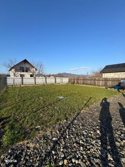 Casă cu 4 camere cu Teren 670 Mp în Săsar