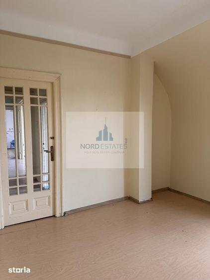 Apartament cu 6 camere în Centrul Civic