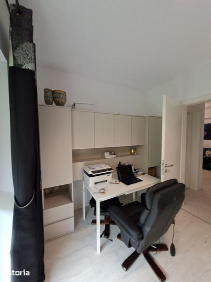 Apartament cu 3 camere în 13 Septembrie