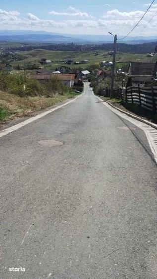 Teren de 5000 mp, în Vulcan