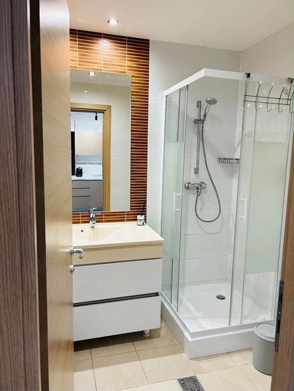 Apartament cu 2 camere semidecomandat, mobilat în Vitan-Bârzești