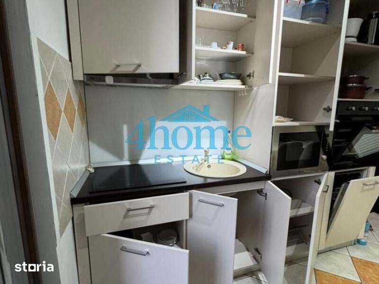 Apartament cu 3 camere în Romană