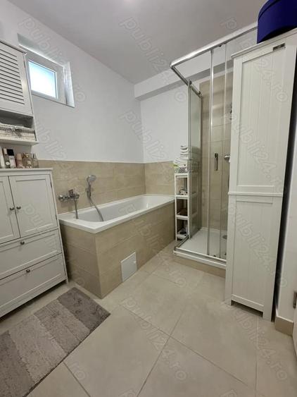 Vand apartament 3 camere, la cheie, mutare imediata ! - 9