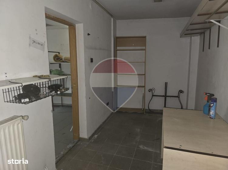 Spațiu comercial, de 230 mp, în Gara de Nord
