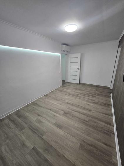 Apartament cu 3 camere decomandat în Dacia