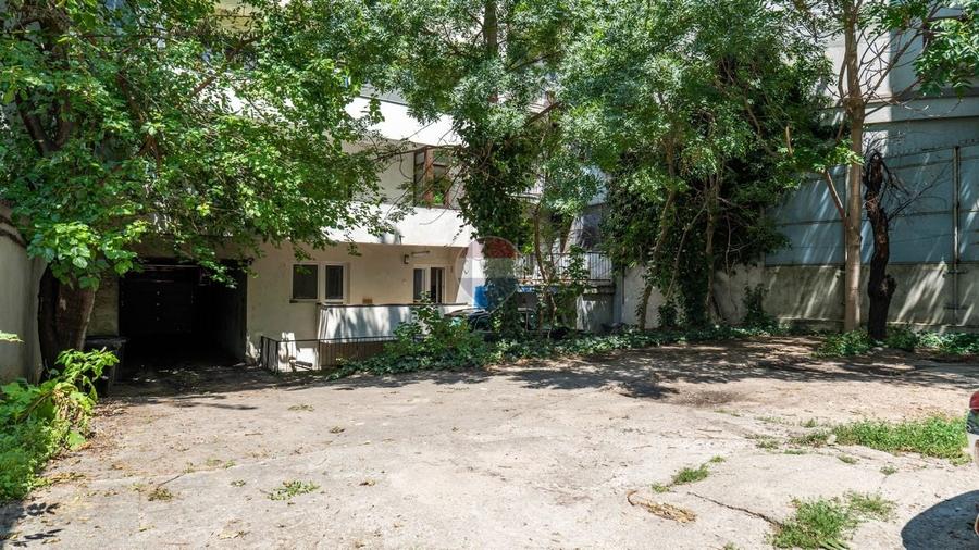 Garsonieră decomandată în Regina Elisabeta