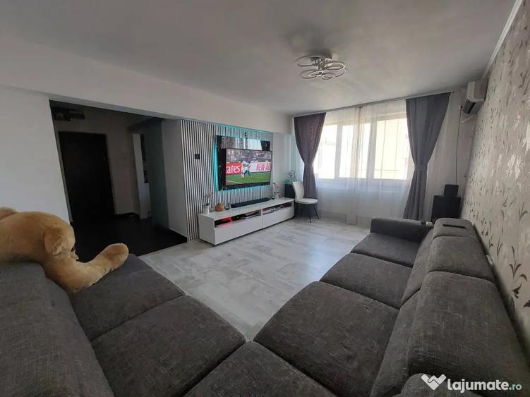 Apartament cu 3 camere decomandat în Theodor Pallady