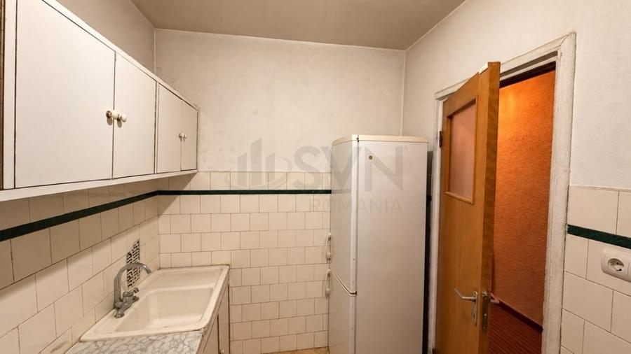 Apartament cu 3 camere decomandat în Lacul Tei