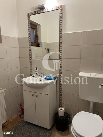 Casă cu 3 camere în Central