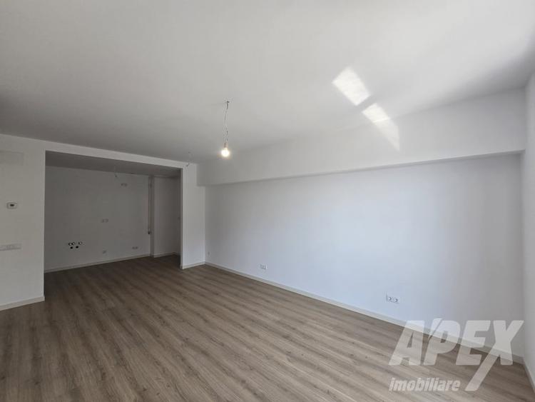 Apartament cu 2 camere decomandat în Drumul Taberei