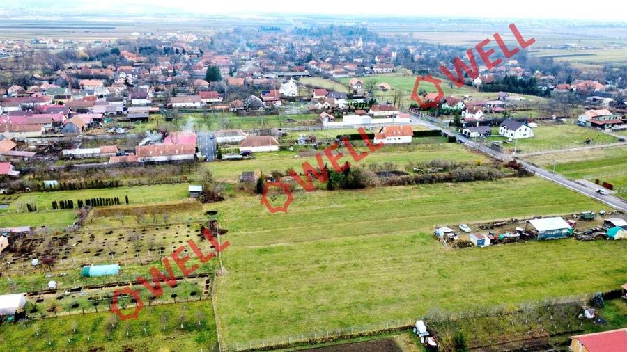 Teren intravilan de 750 mp, în Arcuș