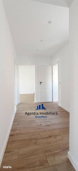 Apartament cu 3 camere decomandat în Burdea