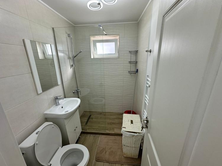Apartament cu 2 camere decomandat în Ultracentral