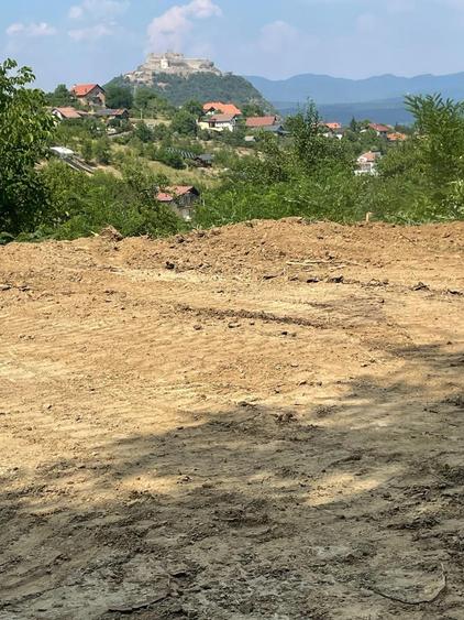 Teren de 465 mp, în Deve