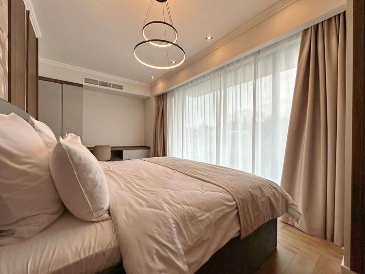 Apartament cu 3 camere decomandat, mobilat în Central